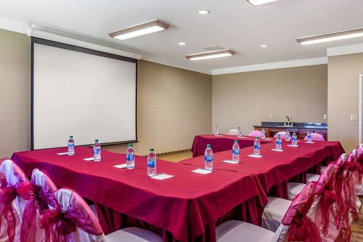 Meeting facility